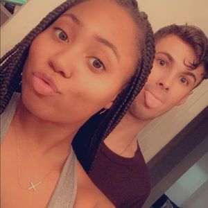 Meet your Posher, Ndea